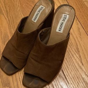 Steve Madden suede platform heels